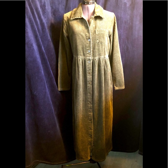 studio ease clothing company Dresses & Skirts - studio ease clothing company green wide corduroy dress size 8